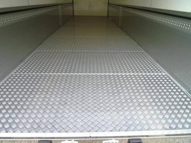 HINO PROFIA 2025 Image 31