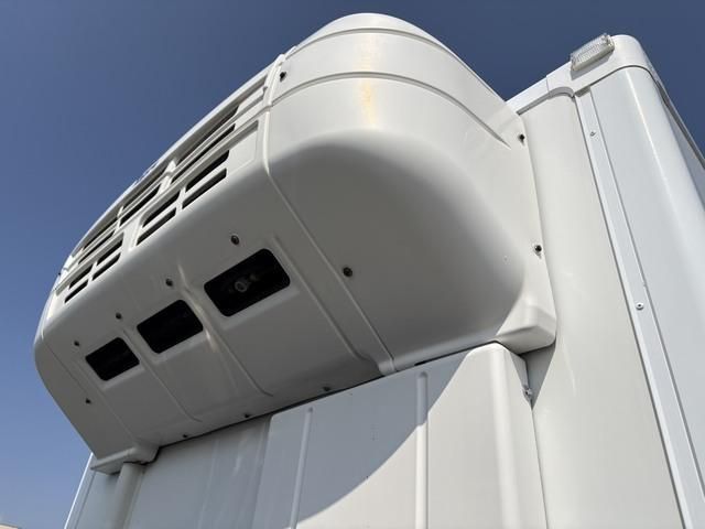 ISUZU ELF 2016 Image 31