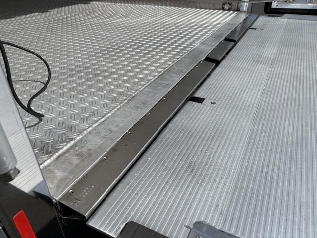 ISUZU ELF 2016 Image 31