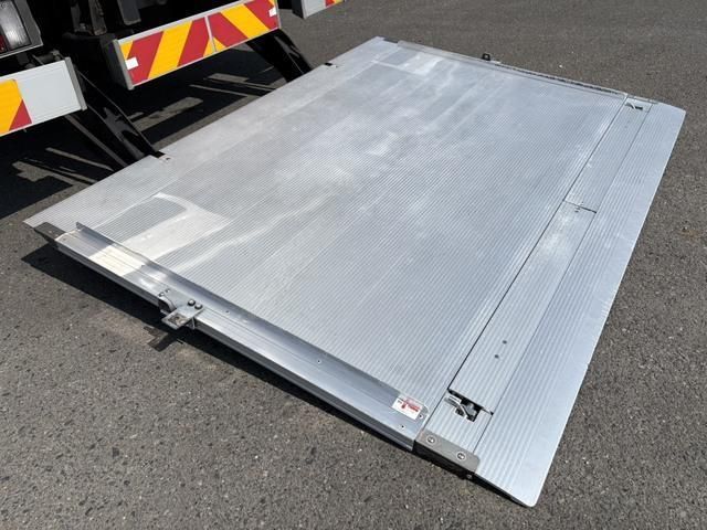 ISUZU ELF 2016 Image 31