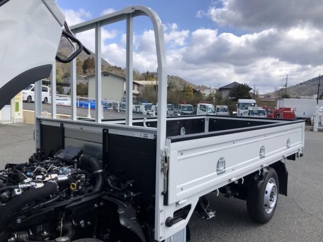 ISUZU ELF 2025 Image 31