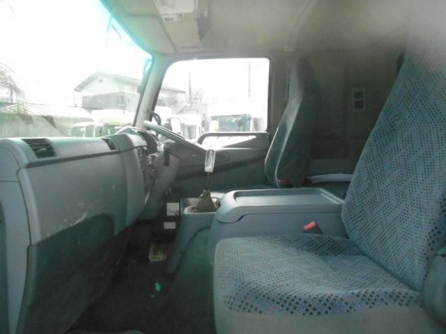 MITSUBISHI FUSOU FIGHTER 2008 Image 31