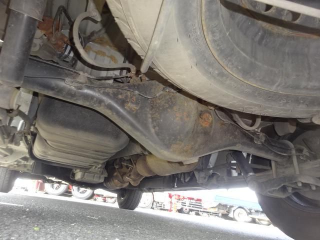 TOYOTA HIACE 2013 Image 31