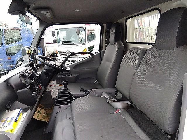 HINO DUTRO 2021 Image 31