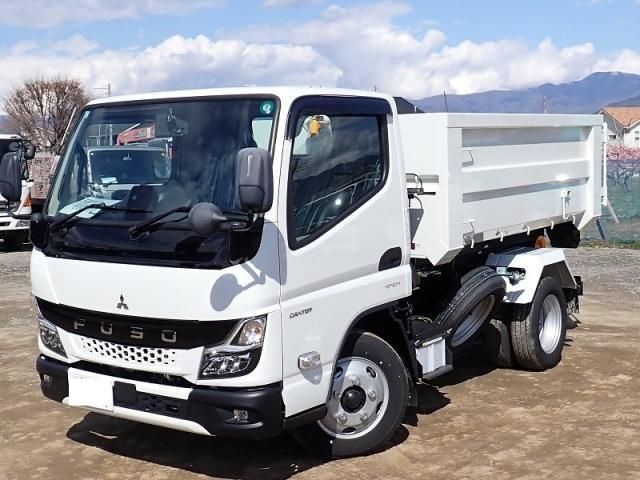 MITSUBISHI CANTER 2024 Image 31