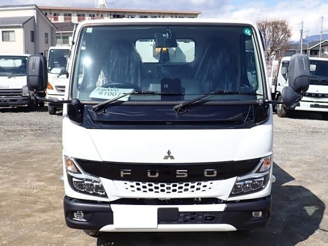 MITSUBISHI CANTER 2024 Image 31