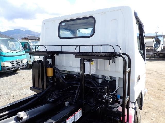 MITSUBISHI CANTER 2024 Image 31