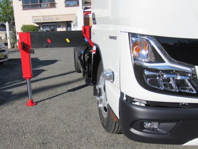 MITSUBISHI CANTER 2025 Image 31