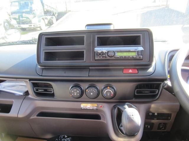 MITSUBISHI CANTER 2025 Image 31