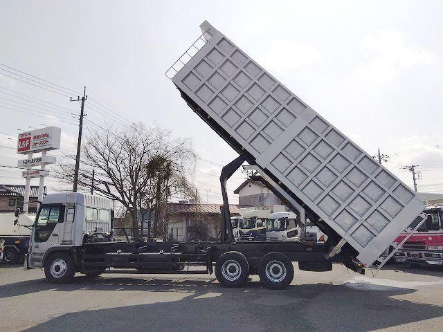 HINO PROFIA 2003 Image 31