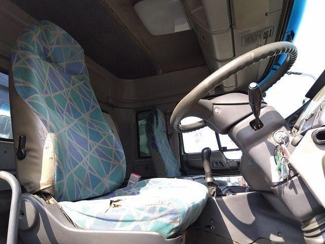 HINO PROFIA 2003 Image 31