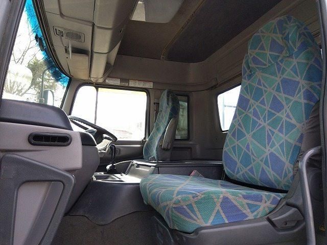 HINO PROFIA 2003 Image 31