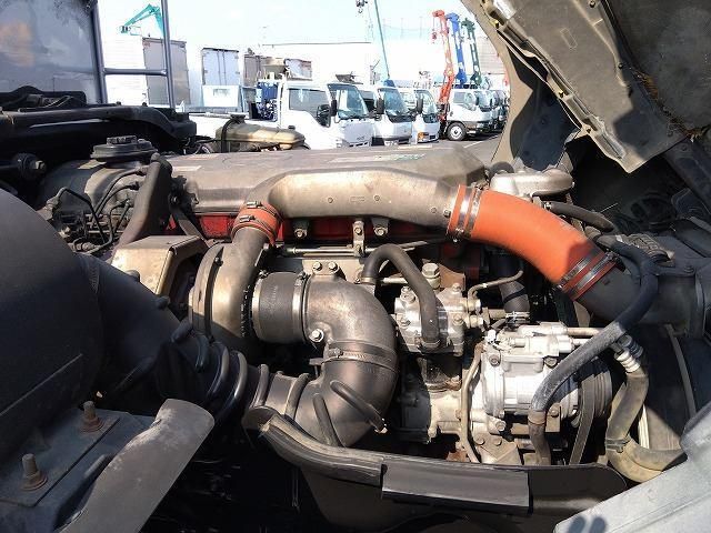 HINO PROFIA 2003 Image 31