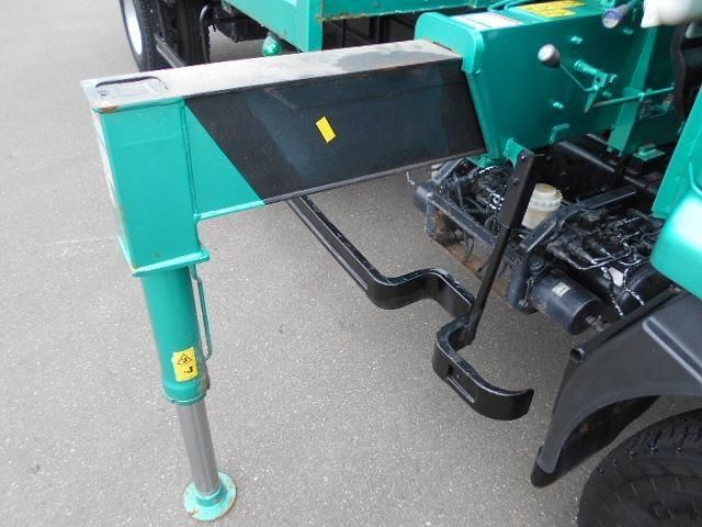 ISUZU FORWARD 2004 Image 31