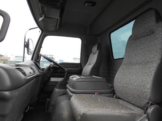 ISUZU FORWARD 2004 Image 31