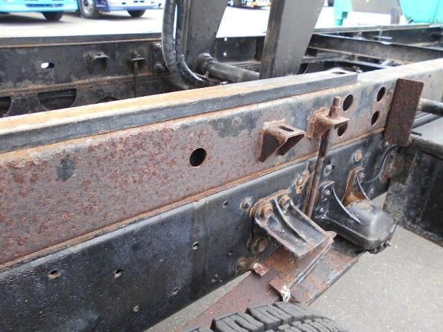 ISUZU FORWARD 2004 Image 31