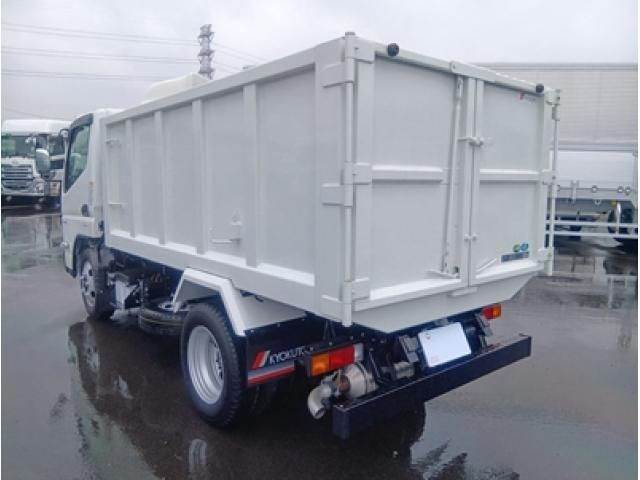 MITSUBISHI CANTER 2025 Image 31