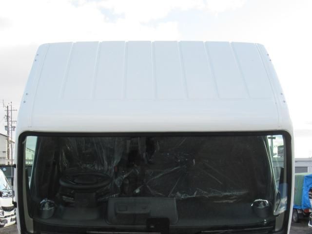 MITSUBISHI CANTER 2025 Image 31