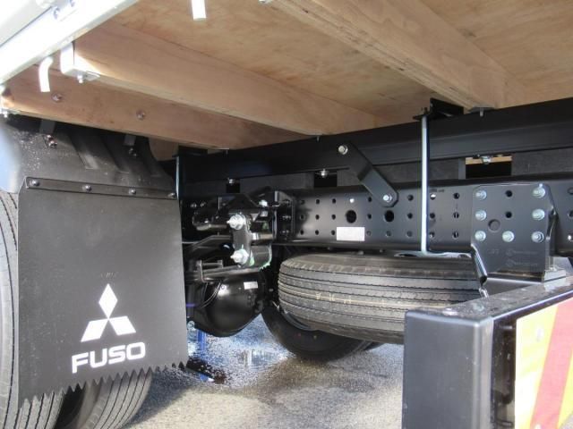 MITSUBISHI CANTER 2025 Image 31