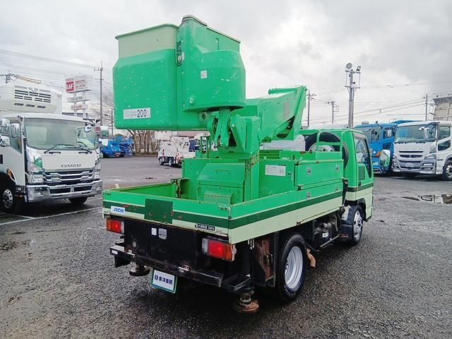 ISUZU ELF 2006 Image 31