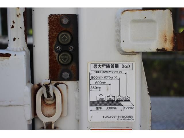 MITSUBISHI CANTER 2018 Image 31