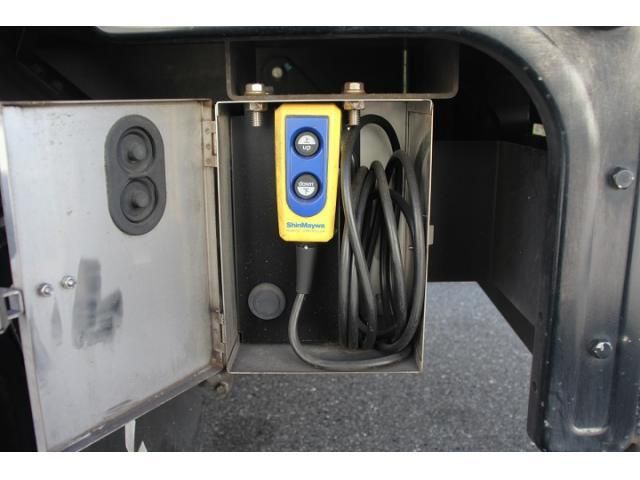 MITSUBISHI CANTER 2018 Image 31