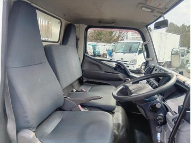 MITSUBISHI CANTER 2013 Image 31