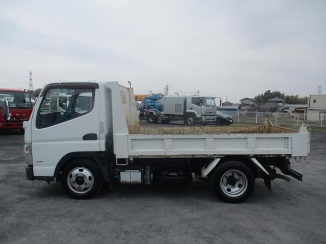 MITSUBISHI CANTER 2015 Image 31