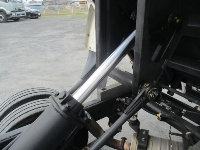 MITSUBISHI CANTER 2015 Image 31