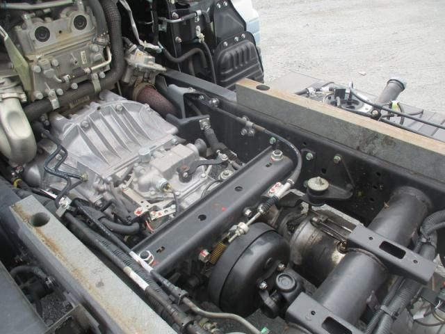 MITSUBISHI CANTER 2015 Image 31