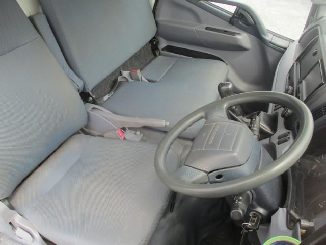 MITSUBISHI CANTER 2015 Image 31