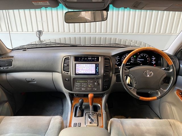 TOYOTA LANDCRUISER WAGON 2005 Image 31