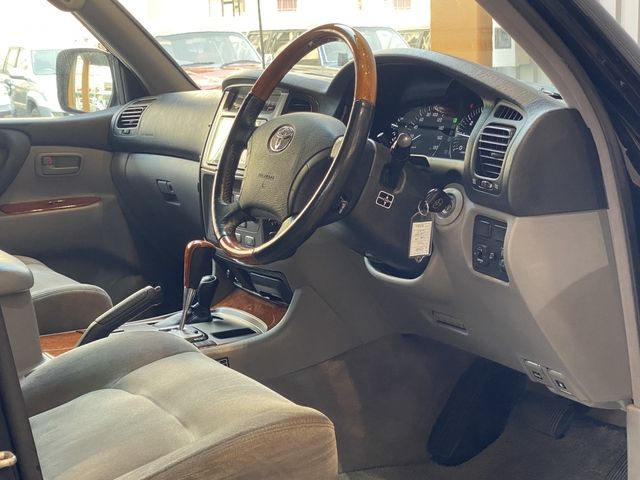 TOYOTA LANDCRUISER WAGON 2005 Image 31