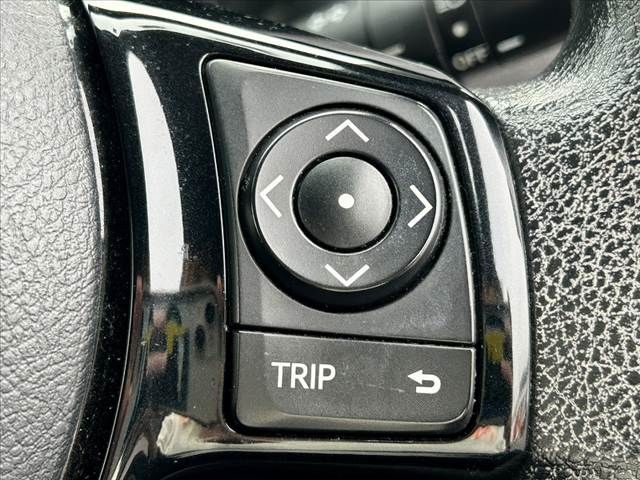 TOYOTA VITZ 2016 Image 31