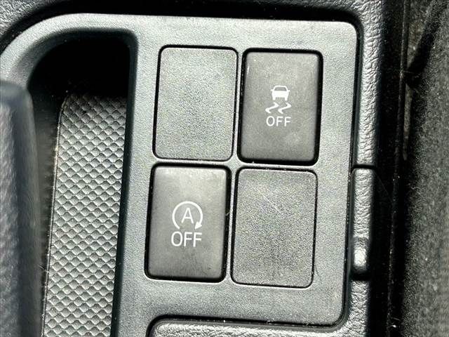 TOYOTA VITZ 2016 Image 31