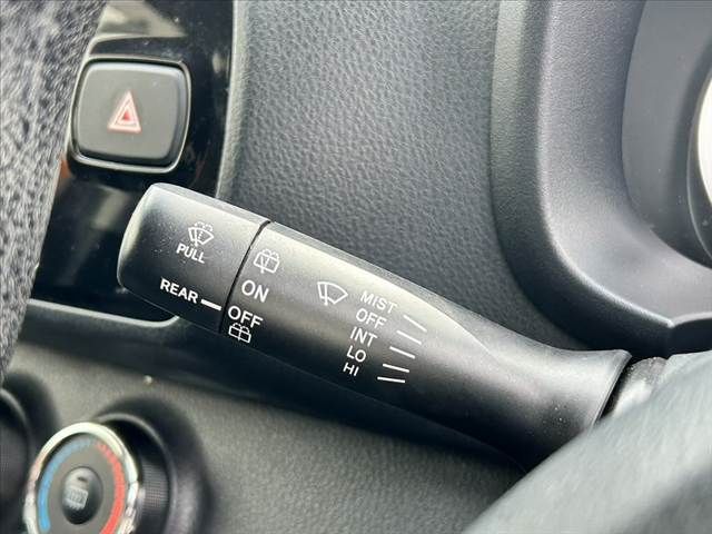 TOYOTA VITZ 2016 Image 31