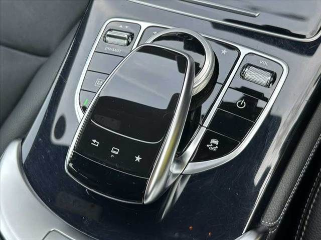 MERCEDES BENZ GLC CL 2016 Image 31