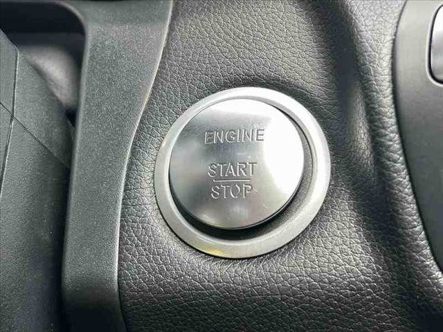 MERCEDES BENZ GLC CL 2016 Image 31