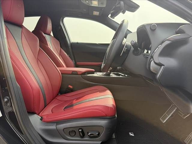 TOYOTA LEXUS UX250H 2023 Image 31