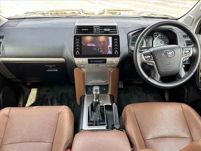 TOYOTA LANDCRUISER PRADO 2022 Image 31