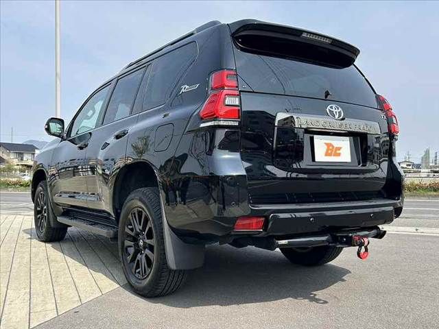 TOYOTA LANDCRUISER PRADO 2022 Image 31