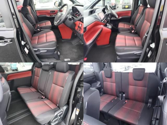 TOYOTA VOXY 2018 Image 31