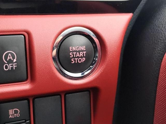 TOYOTA VOXY 2018 Image 31