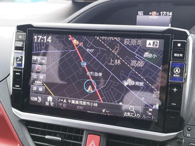 TOYOTA VOXY 2018 Image 31