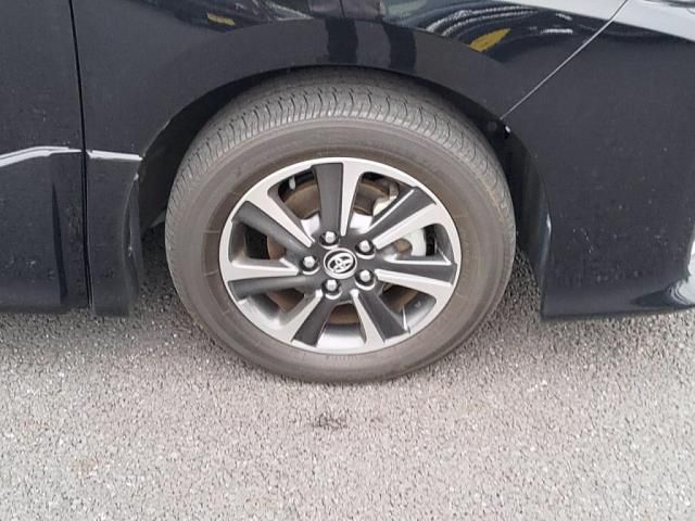 TOYOTA VOXY 2018 Image 31