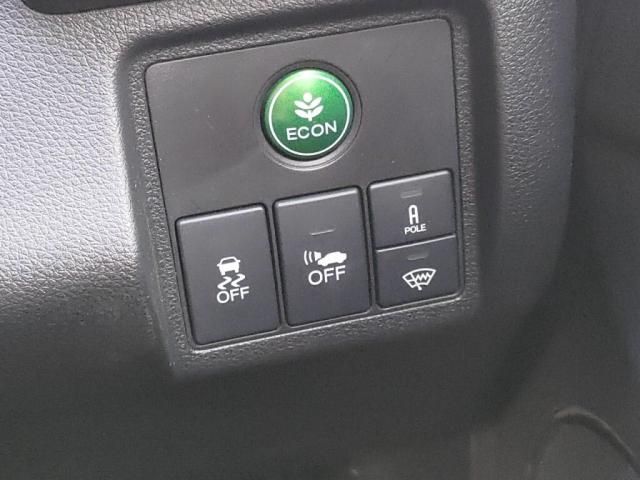 HONDA VEZEL HYBRID 2014 Image 31