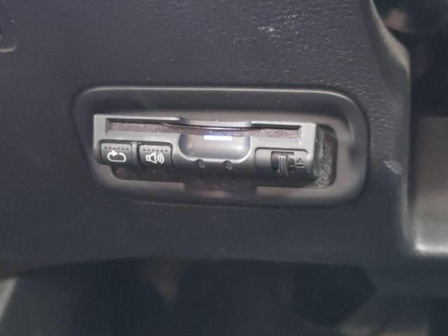 HONDA VEZEL HYBRID 2014 Image 31