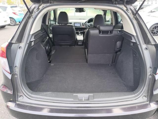 HONDA VEZEL HYBRID 2014 Image 31