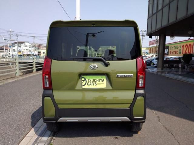 DAIHATSU TANTO FAN CROSS 2022 Image 31
