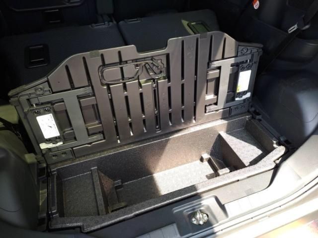 DAIHATSU TANTO FAN CROSS 2022 Image 31